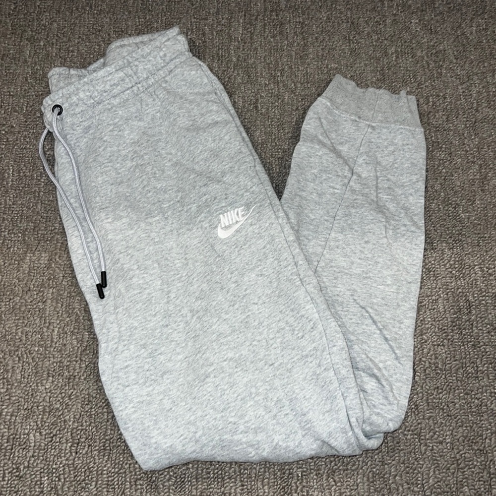 Nike joggers